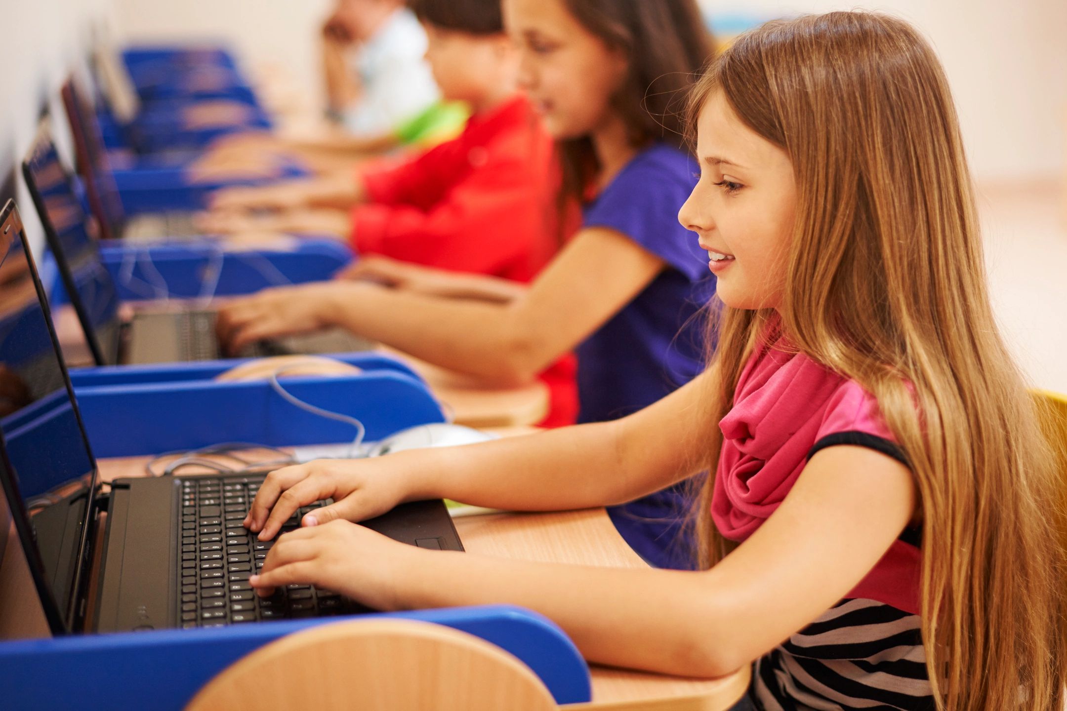 Белгородские школьники научатся разрабатывать компьютерные программы на «Уроке цифры»