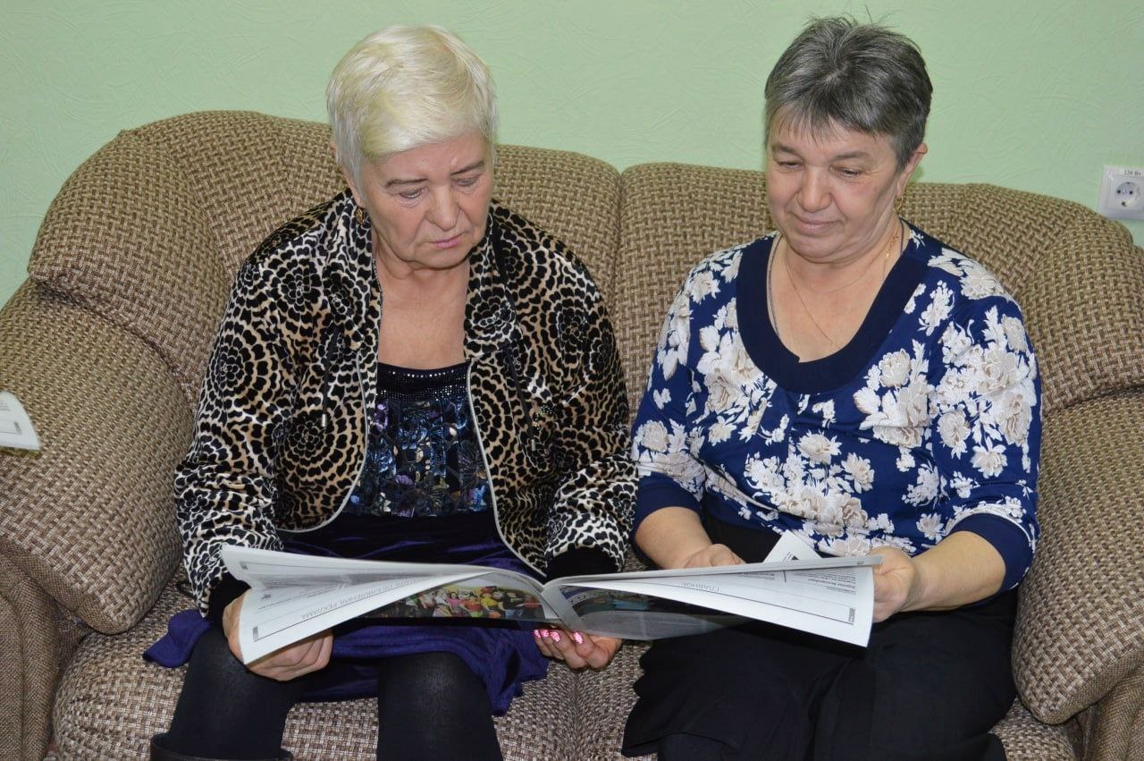 В Краснояружском районе открылся Центр общения старшего поколения.