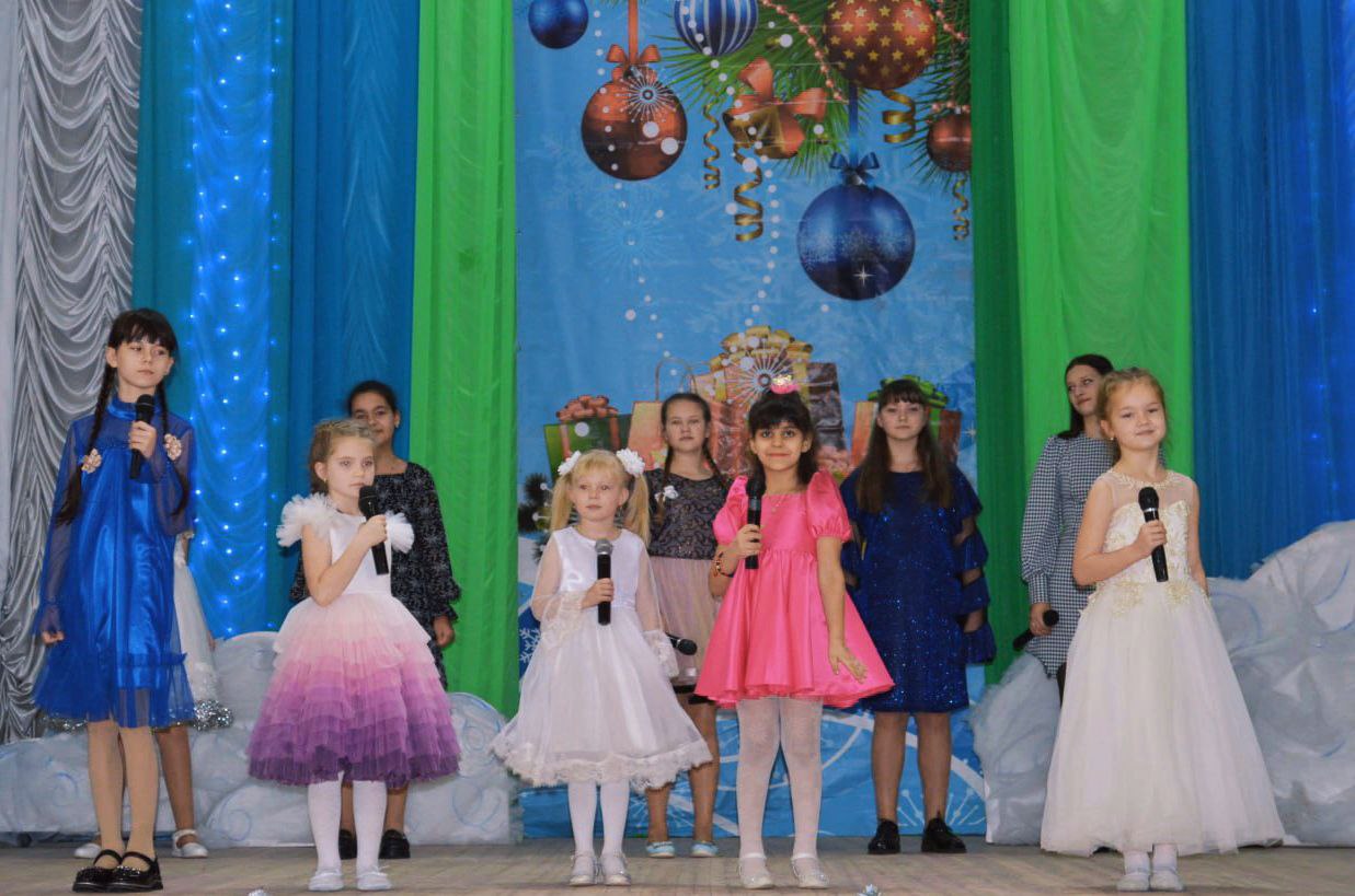 Юные краснояружские артисты стали лауреатами международного конкурса-фестиваля искусств «Щелкунчик», который был организован при поддержке Министерства культуры РФ.