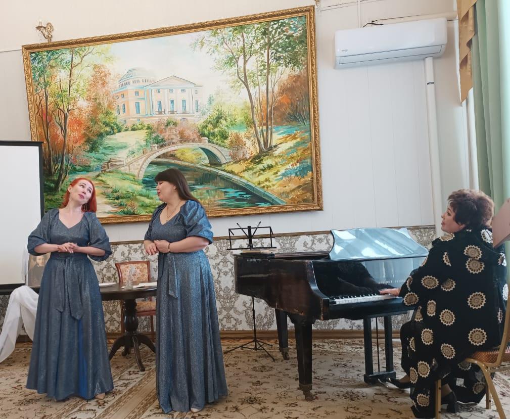 В Юсуповском дворце п. Ракитное состоялась музыкальная гостиная «Я помню чудное мгновенье».