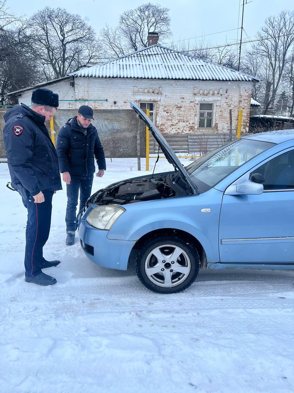 Краснояружские госавтоинспекторы проверили техническое состояние учебных автомобилей.