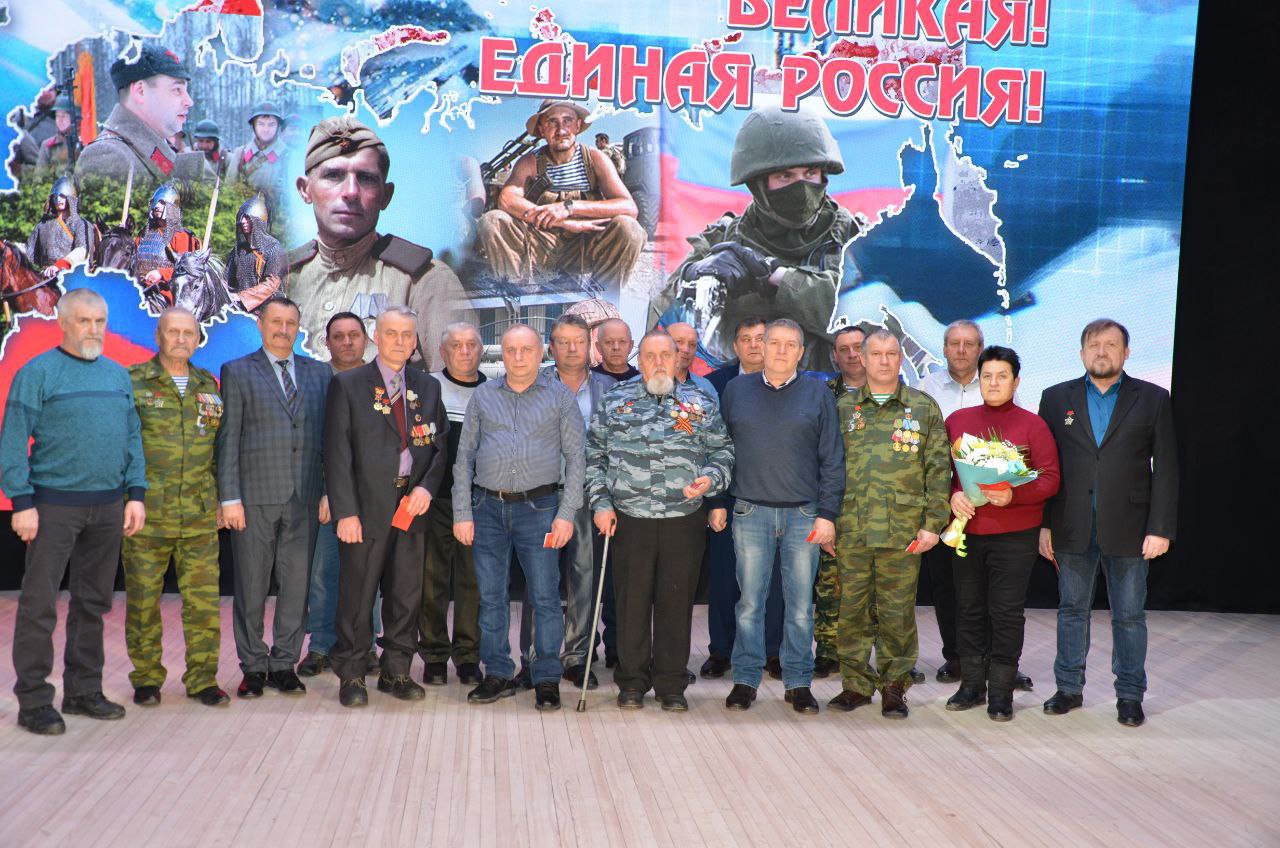 Воинам-интернационалистам нашего района вручили памятные медали «35 лет вывода советских войск из Афганистана».