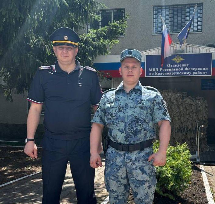 Краснояружский полицейский вернулся в родной район из служебной командировки, где он выполнял важные государственные задачи.