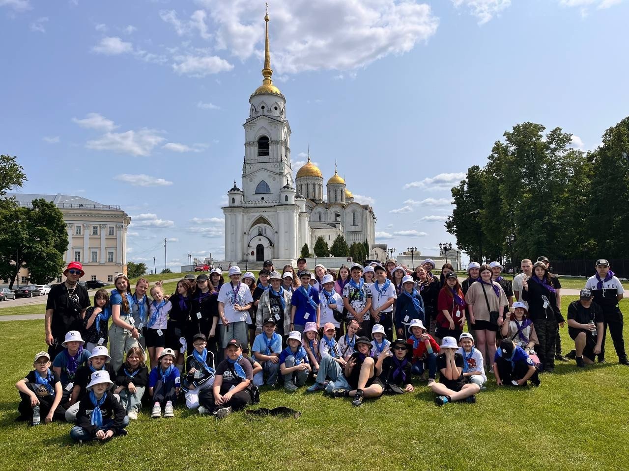 Юные краснояружцы проводят незабываемый отдых во Владимирской области.