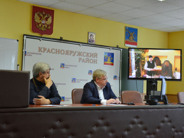В администрации района прошла встреча с представителем НКО местной религиозной организации православных прихожан храма святых бессребреников Космы и Дамиана Сергием Сунденко.. В администрации района прошла встреча с представителем НКО местной религиозной организации православных прихожан храма святых бессребреников Космы и Дамиана Сергием Сунденко..