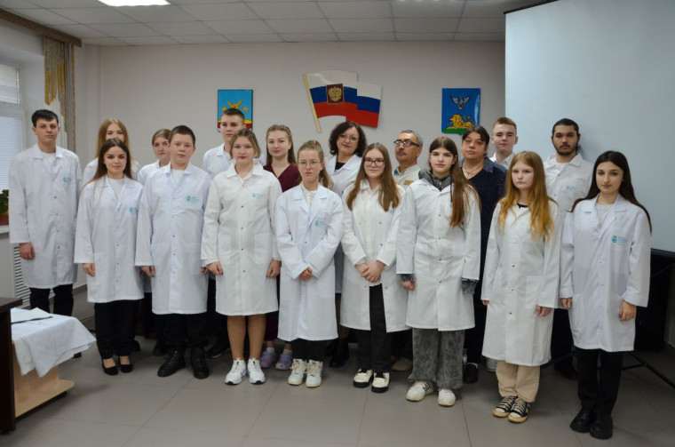 Наши школьники прошли посвящение в ученики медицинского класса.. Наши школьники прошли посвящение в ученики медицинского класса..