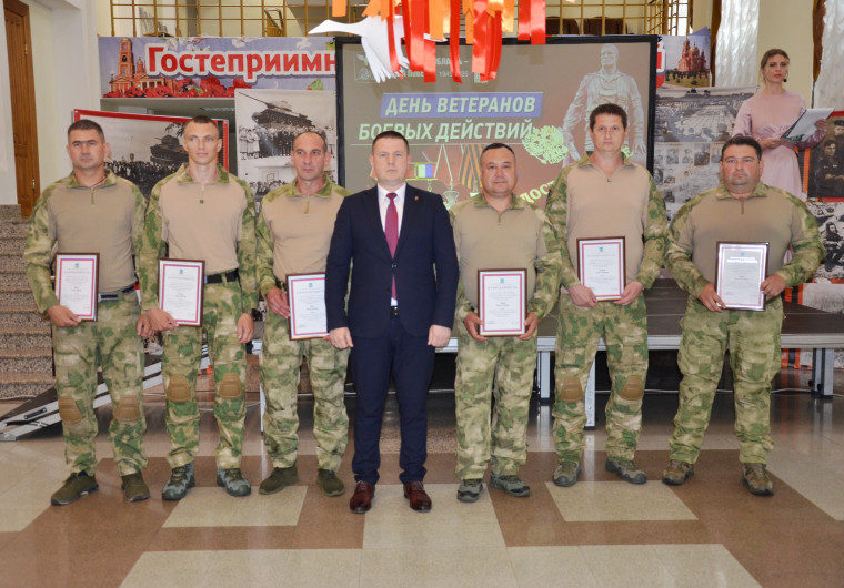 В городе Строитель состоялось торжественное мероприятие, посвящённое Дню ветеранов боевых действий. В городе Строитель состоялось торжественное мероприятие, посвящённое Дню ветеранов боевых действий.