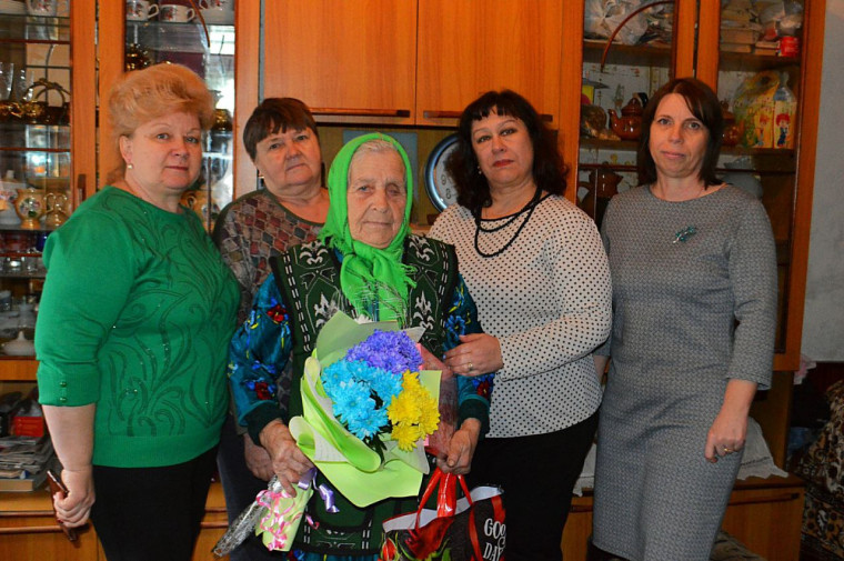 Долгожительница из посёлка Степное Пелагея Сергеевна Рябченко отметила 90-летний юбилей.