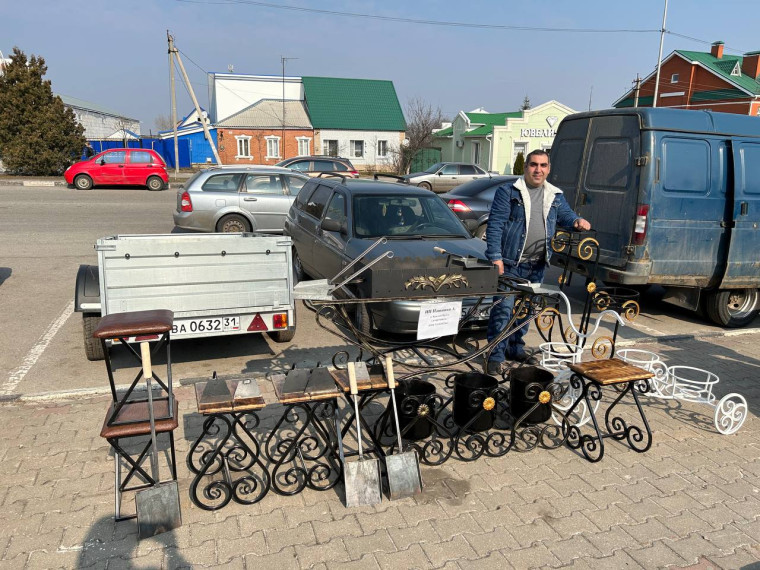 По инициативе губернатора области Вячеслава Гладкова в регионе регулярно проходят ярмарки местных товаропроизводителей..